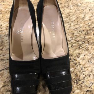 Women’s CHANEL Black Pumps Size 38